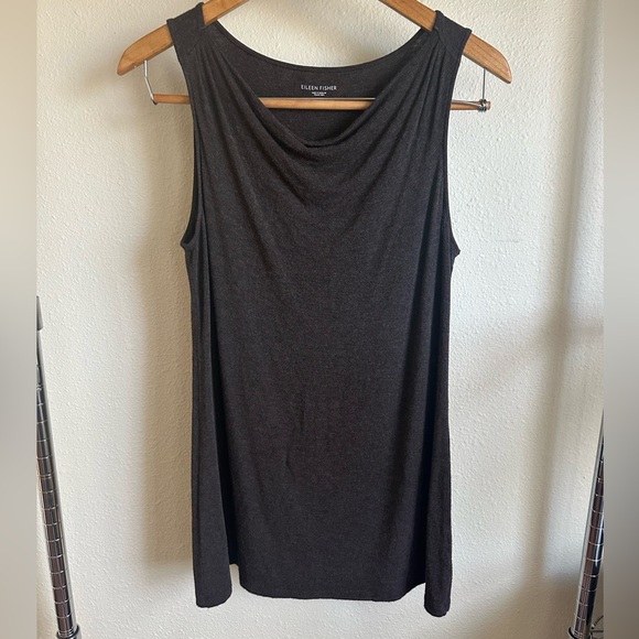 EILEEN FISHER Top. - Picture 1 of 9